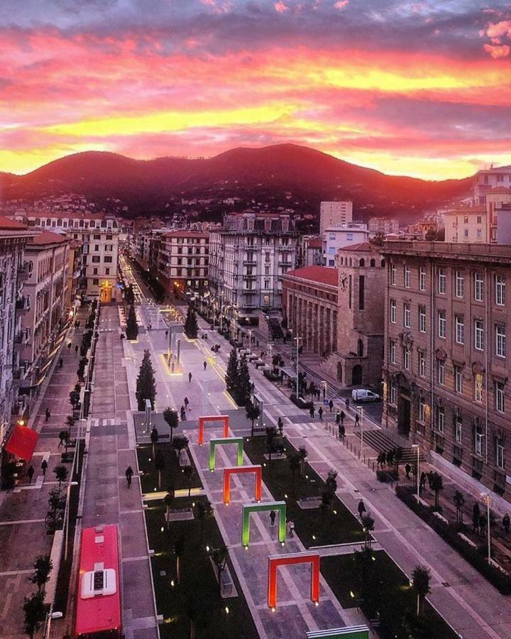 Number40Laspezia La Spezia Ngoại thất bức ảnh